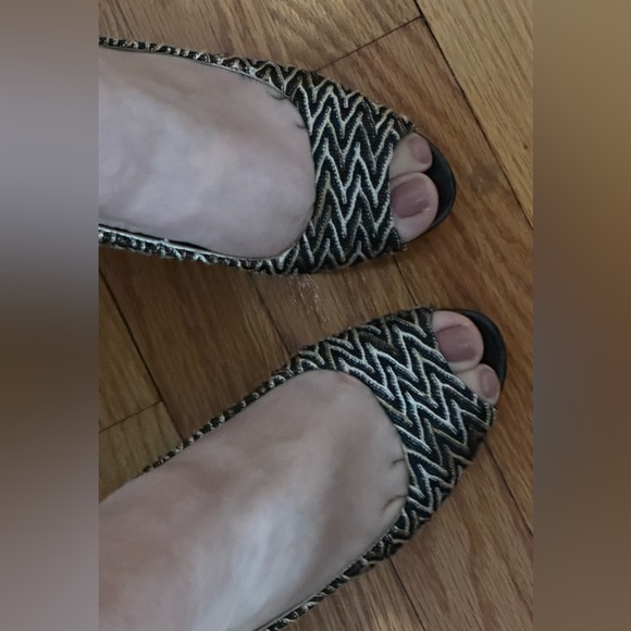 Jones Studio Black Brown Tan Zig Zag Lines  4 inch Wooden High Heels Look Sz 7 - Picture 12 of 15